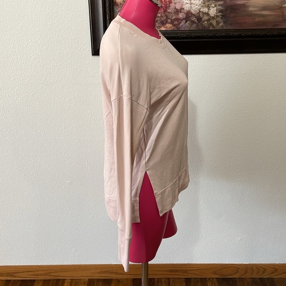 Athleta Coaster Luxe Recover Sweatshirt Size XS Peach Pink SOFT Crew Neck - Picture 4 of 8